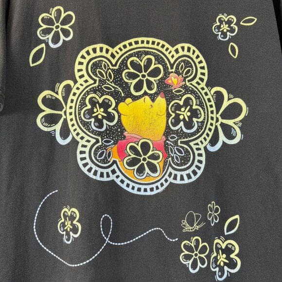 VTG 90s Disney Winnie The Pooh T-Shirt Sz XL Black Flower Butterfly Graphic Tee - Picture 4 of 11